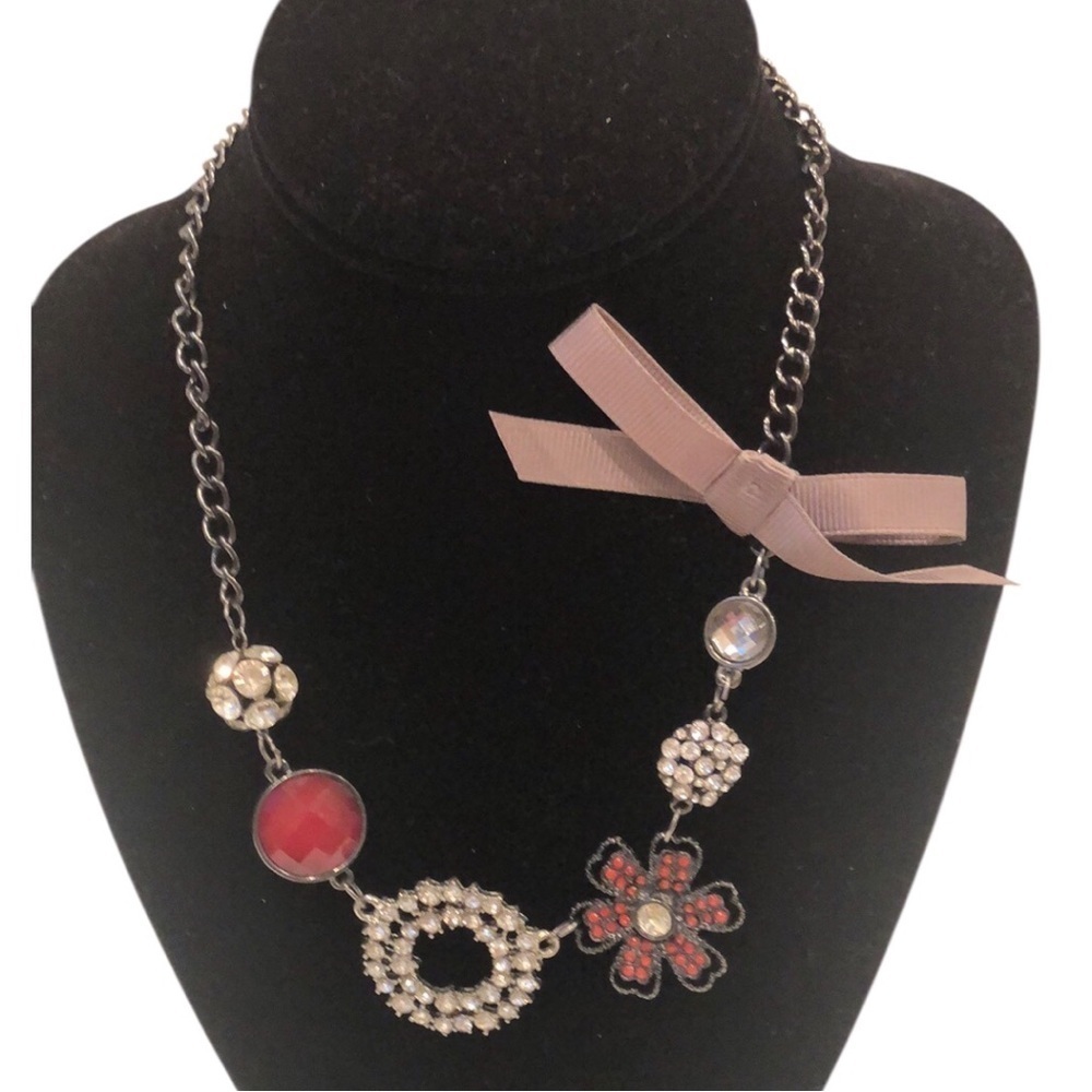 NEW Simply Vera Wang Elegant Pink Pewter tone Floral Bauble Rhinestone Necklace
